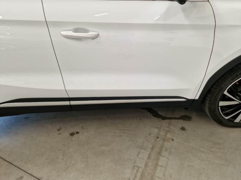 MG ZS 1.5 HYBRID+ LUXURY - foto 21