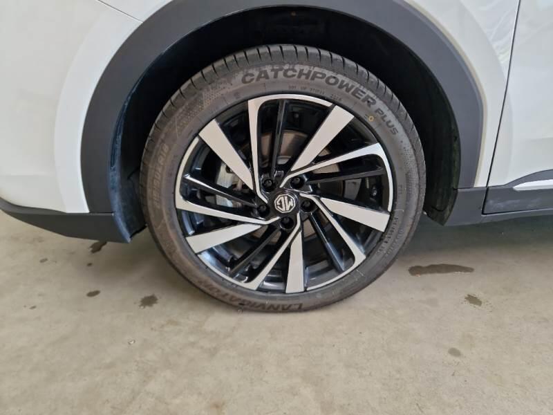 MG ZS 1.5 HYBRID+ LUXURY - foto 26