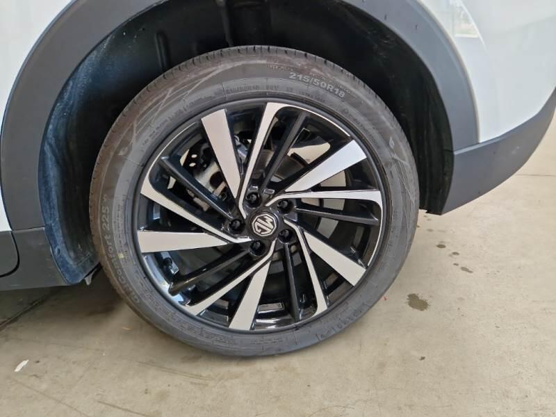 MG ZS 1.5 HYBRID+ LUXURY - foto 28