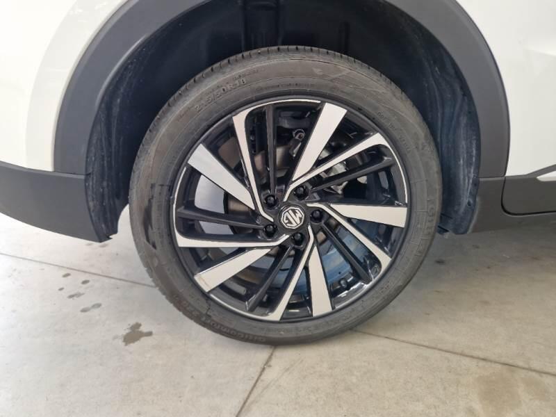 MG ZS 1.5 HYBRID+ LUXURY - foto 30