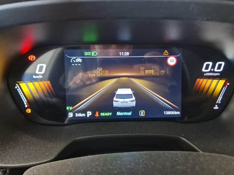 MG ZS 1.5 HYBRID+ LUXURY - foto 4