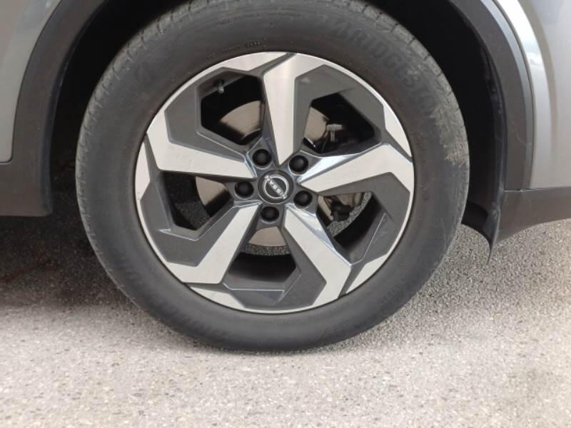 Nissan Qasqai 1.3 MHEV 158 N-CONNECTA XTRONIC - foto 17