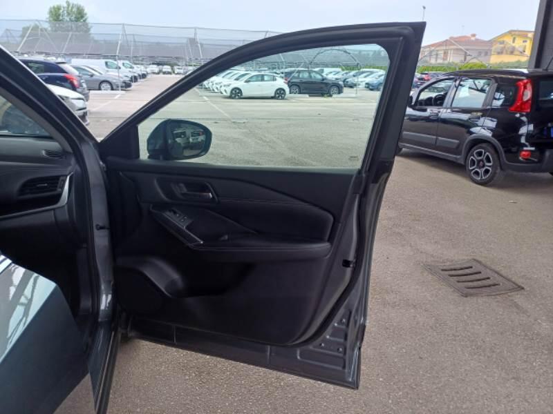 Nissan Qasqai 1.3 MHEV 158 N-CONNECTA XTRONIC - foto 89