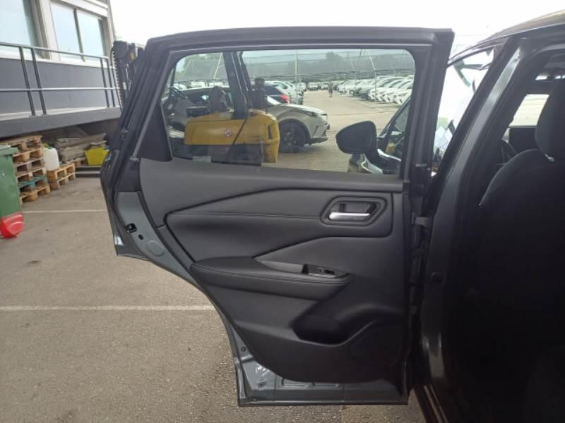 Nissan Qasqai 1.3 MHEV 158 N-CONNECTA XTRONIC - foto 99