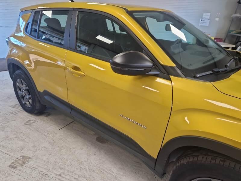 Jeep Avenger 1.2 TURBO LONGITUDE - foto 28