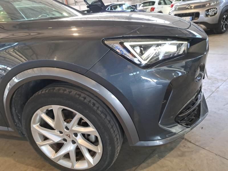 Cupra Formentor 1.4 E-HYBRID DSG - foto 35