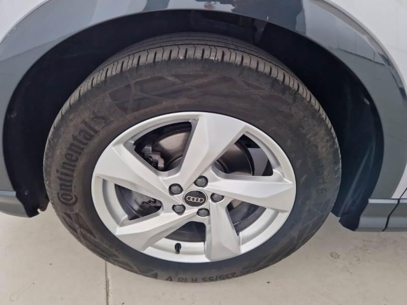 Audi Q3 35 TDI S TRONIC BUSINESS ADVANCED - foto 20