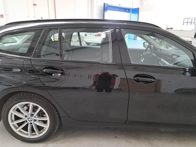 BMW Serie 3 Touring 318D 48V TOURING AUTO - foto 51