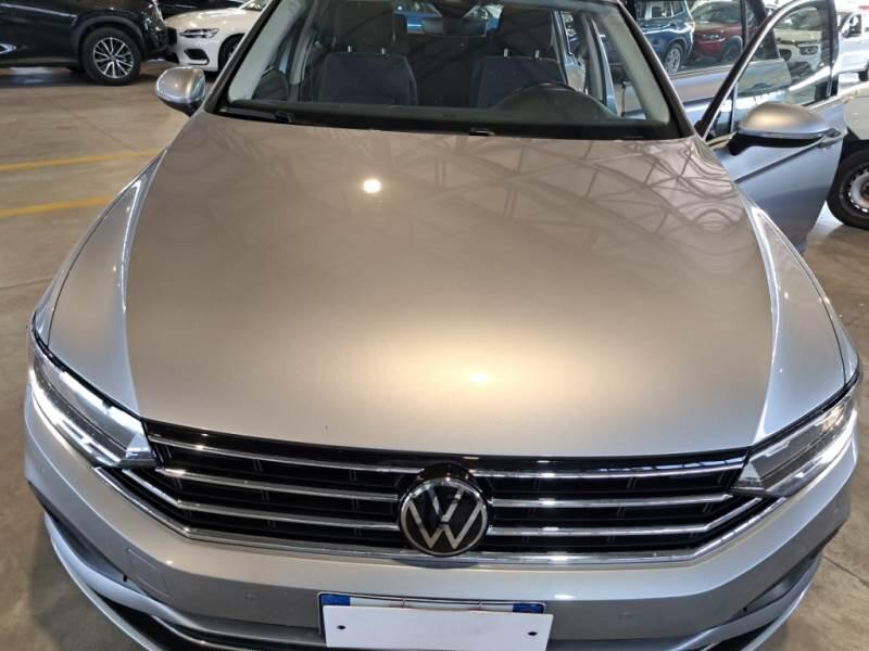 Volkswagen Passat 2.0TDI SCR EVO 110KW BUSINESS DSG - foto 27