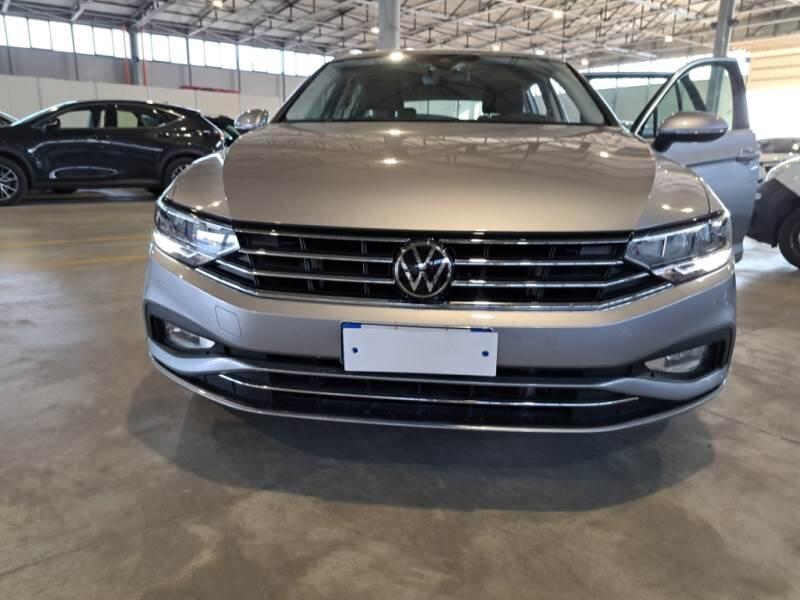 Volkswagen Passat 2.0TDI SCR EVO 110KW BUSINESS DSG - foto 31