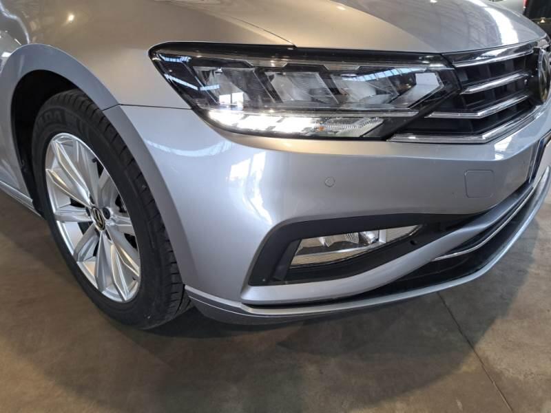 Volkswagen Passat 2.0TDI SCR EVO 110KW BUSINESS DSG - foto 35