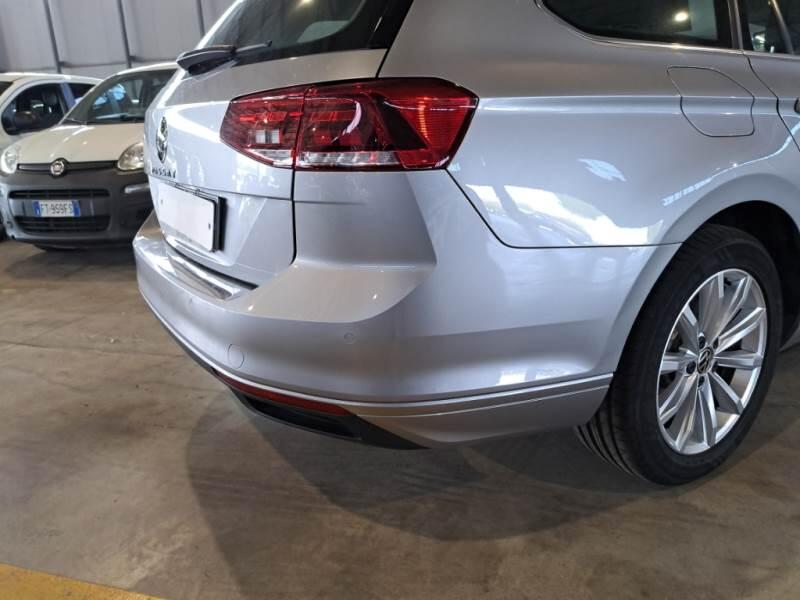 Volkswagen Passat 2.0TDI SCR EVO 110KW BUSINESS DSG - foto 43