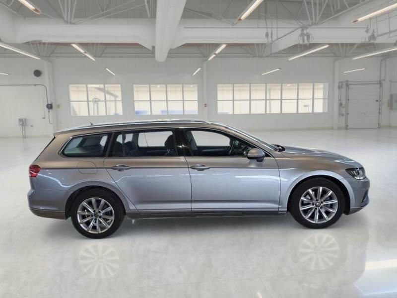 Volkswagen Passat 2.0TDI SCR EVO 110KW BUSINESS DSG - foto 7