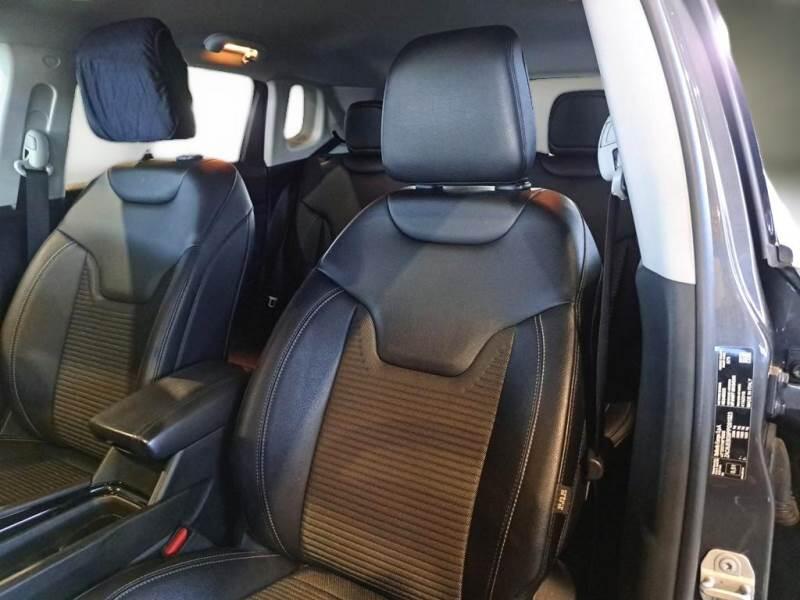 Jeep Compass 1.6 MJET II 96KW NIGHT EAGLE - foto 11