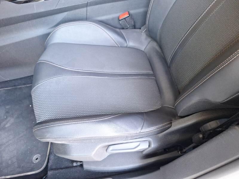 Peugeot 3008 130 SeS EAT8 GT AUT. (AUTOCARRO) - foto 12