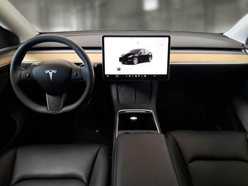Tesla Model Y 75 KWH DUAL MOTOR LONG RANGE 4WD AUT. - foto 3