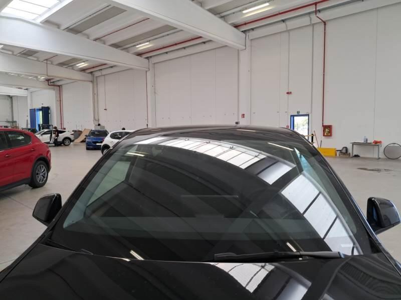 Tesla Model Y 75 KWH DUAL MOTOR LONG RANGE 4WD AUT. - foto 10