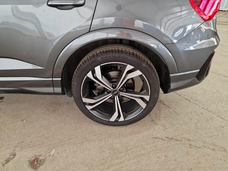 Audi Q3 40 TDI QUATTRO S TRONIC IDENTITY BLACK - foto 19