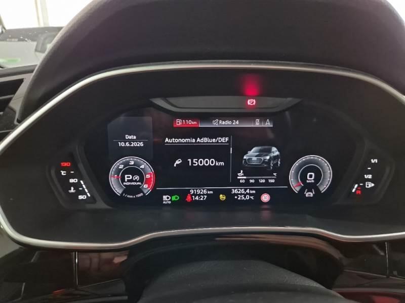 Audi Q3 40 TDI QUATTRO S TRONIC IDENTITY BLACK - foto 4