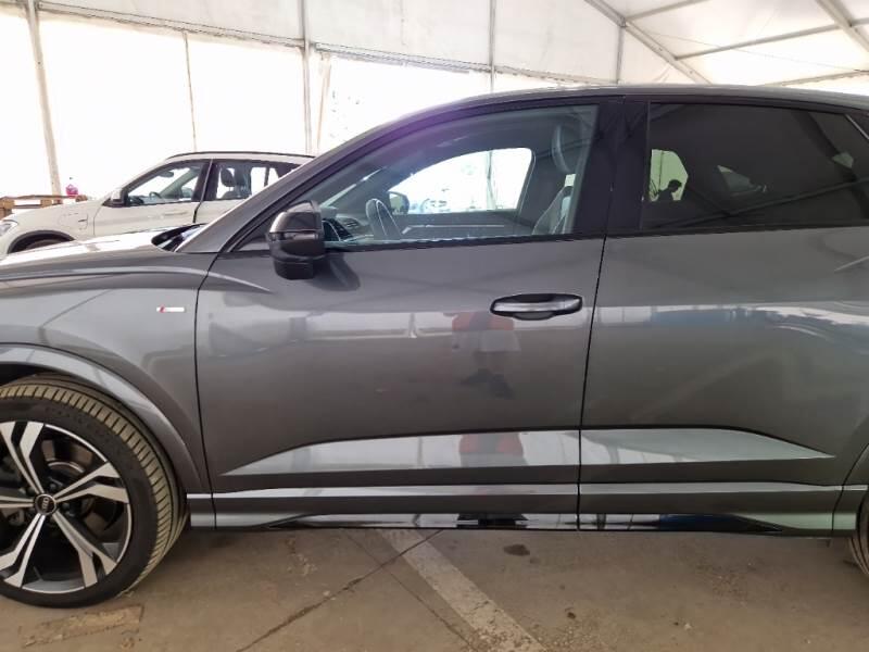 Audi Q3 40 TDI QUATTRO S TRONIC IDENTITY BLACK - foto 44