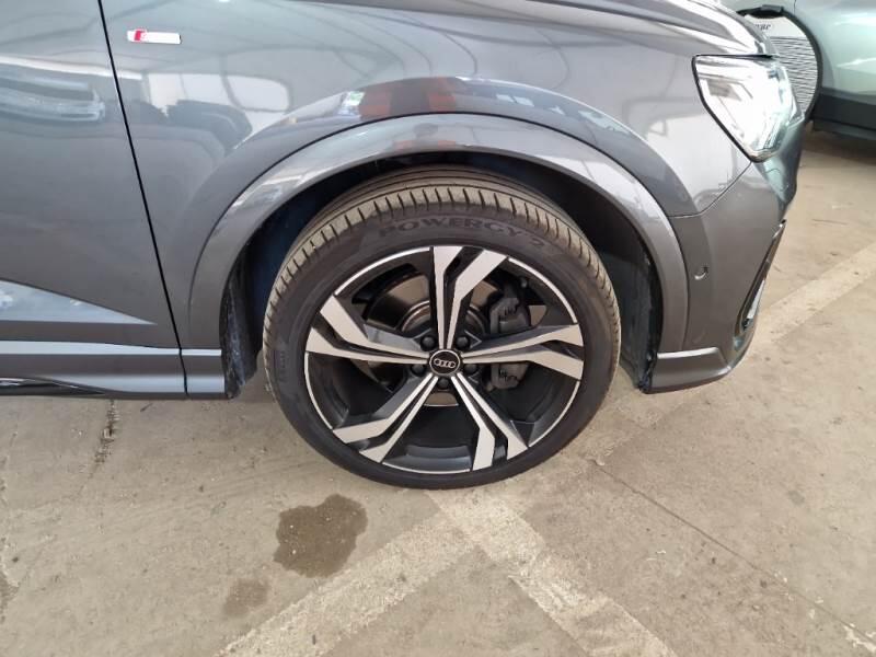 Audi Q3 40 TDI QUATTRO S TRONIC IDENTITY BLACK - foto 58