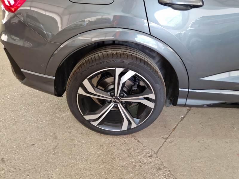 Audi Q3 40 TDI QUATTRO S TRONIC IDENTITY BLACK - foto 60
