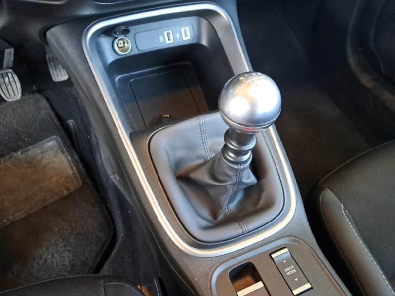 Jeep Avenger 1.2 TURBO ALTITUDE - foto 80