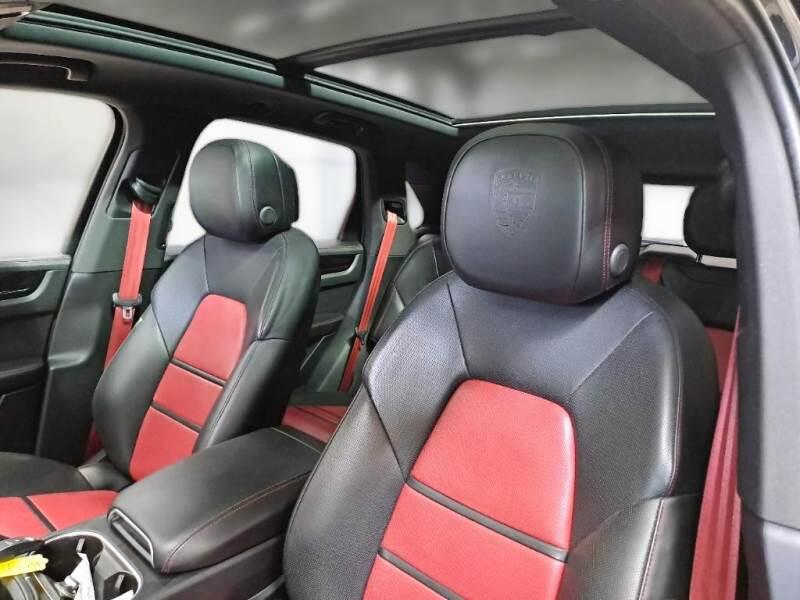 Porsche Cayenne 3.0 V6 E-HYBRID PLATINUM EDITION - foto 11