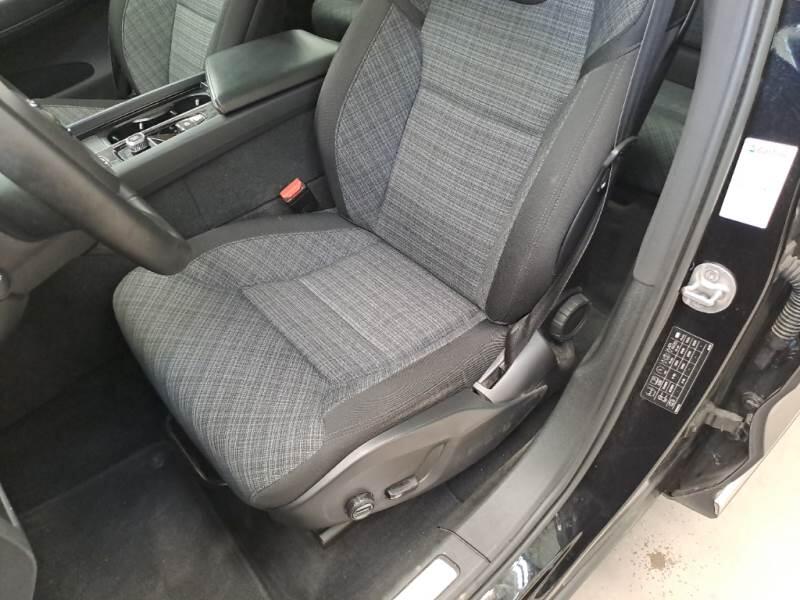 Volvo XC60 T6 PLUG-IN AWD AUTO CORE - foto 12