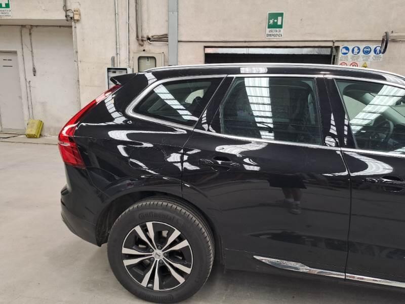 Volvo XC60 T6 PLUG-IN AWD AUTO CORE - foto 38