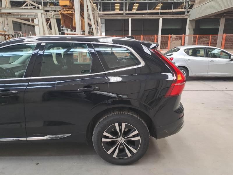 Volvo XC60 T6 PLUG-IN AWD AUTO CORE - foto 48