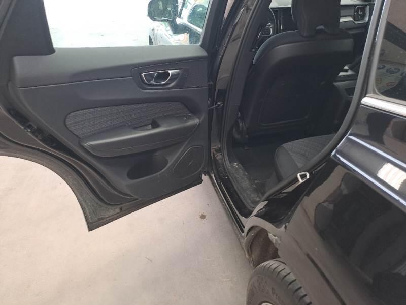 Volvo XC60 T6 PLUG-IN AWD AUTO CORE - foto 66