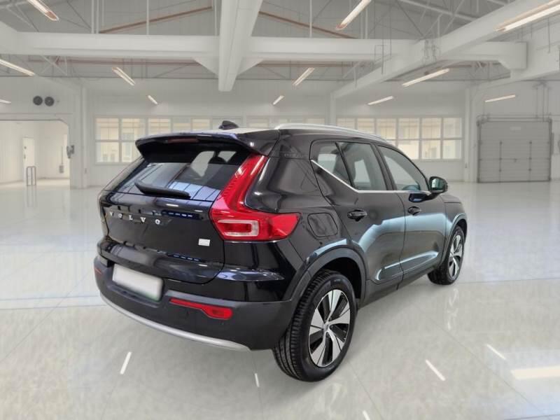 Volvo XC40 T4 RECHARGE PLUG-IN AUTO CORE - foto 2