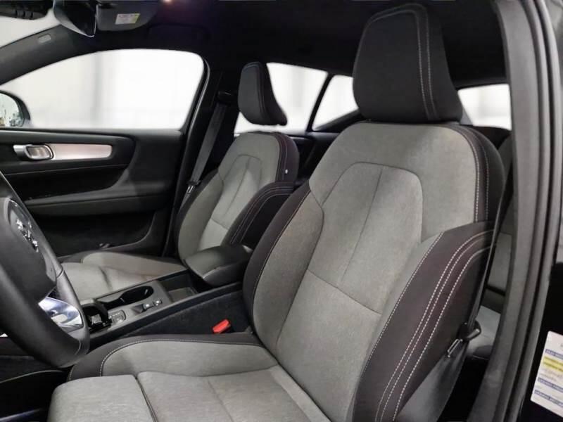 Volvo XC40 T4 RECHARGE PLUG-IN AUTO CORE - foto 11