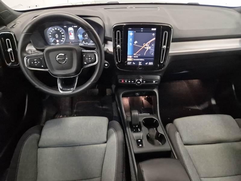 Volvo XC40 T4 RECHARGE PLUG-IN AUTO CORE - foto 4