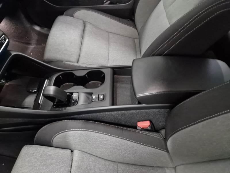 Volvo XC40 T4 RECHARGE PLUG-IN AUTO CORE - foto 60