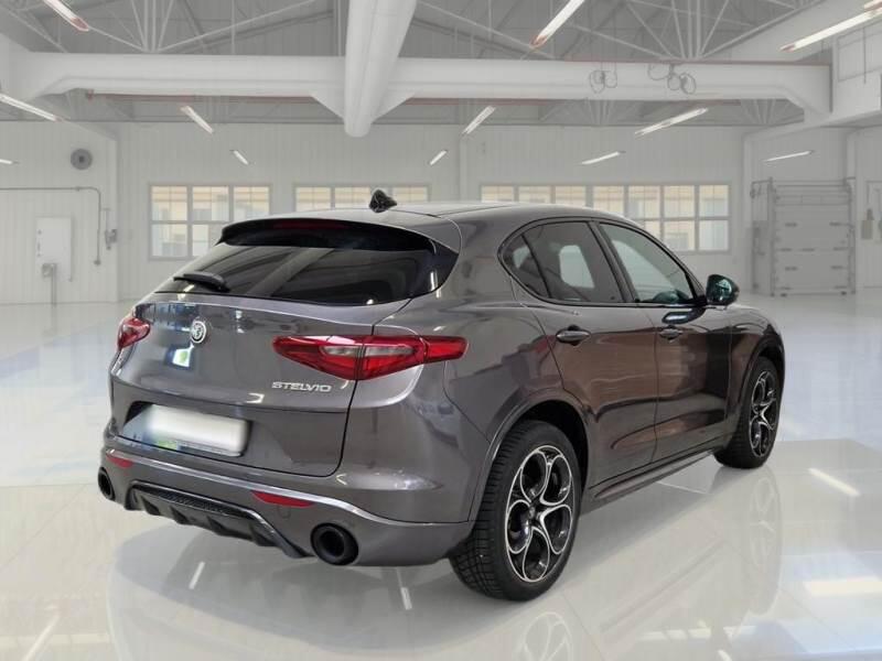 Alfa Romeo Stelvio 2.2 TD 210 CV VELOCE AT8 Q4 - foto 2