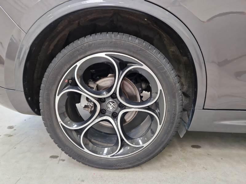 Alfa Romeo Stelvio 2.2 TD 210 CV VELOCE AT8 Q4 - foto 18