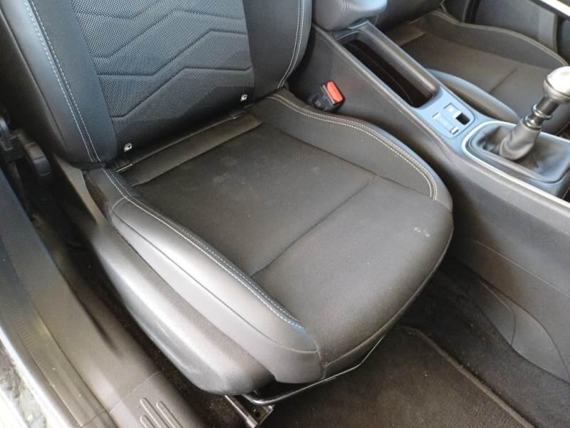 Jeep Avenger 1.2 TURBO ALTITUDE - foto 14