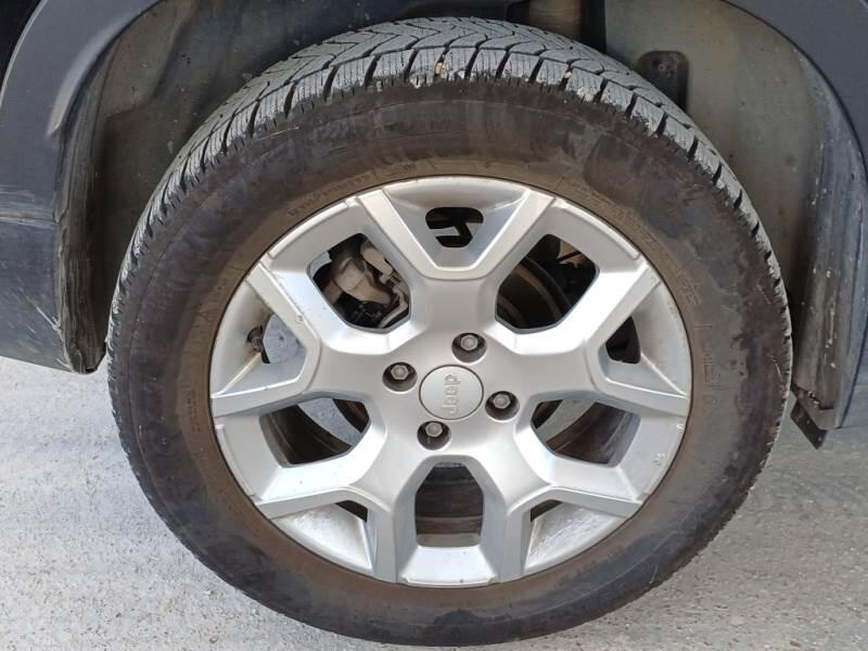 Jeep Avenger 1.2 TURBO ALTITUDE - foto 18