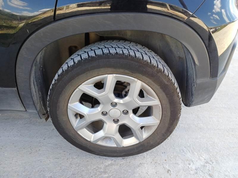 Jeep Avenger 1.2 TURBO ALTITUDE - foto 57