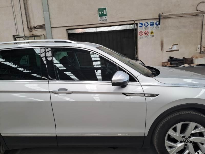 Volkswagen Tiguan 1.5 TSI ACT ELEGANCE DSG - foto 39