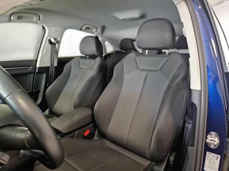 Audi Q3 45 TFSI E S TRONIC S LINE EDITION - foto 11