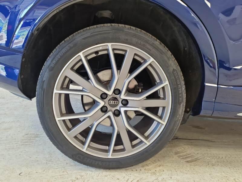 Audi Q3 45 TFSI E S TRONIC S LINE EDITION - foto 18
