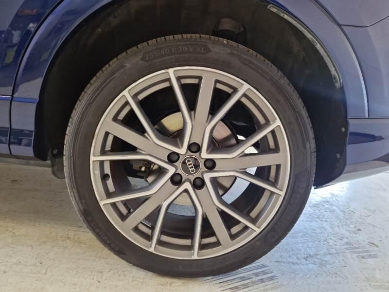 Audi Q3 45 TFSI E S TRONIC S LINE EDITION - foto 19