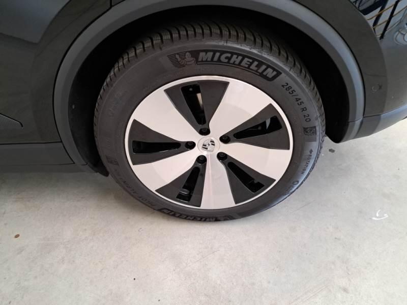 Porsche Macan Electric 100 KWH - foto 18