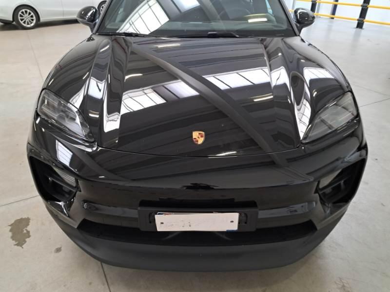 Porsche Macan Electric 100 KWH - foto 26