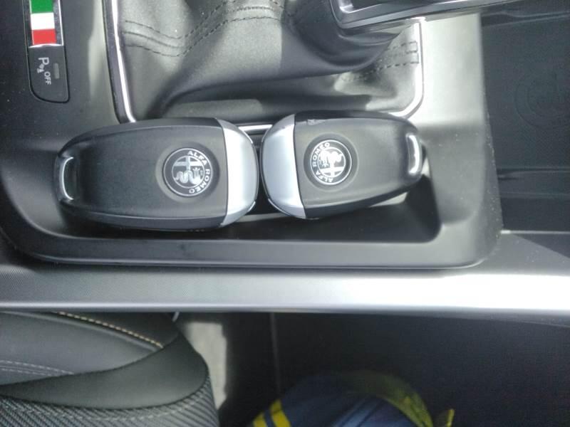 Alfa Romeo Tonale 1.3 280CV PLUG IN HYBRID AT6 SPECIALE Q4 - foto 74
