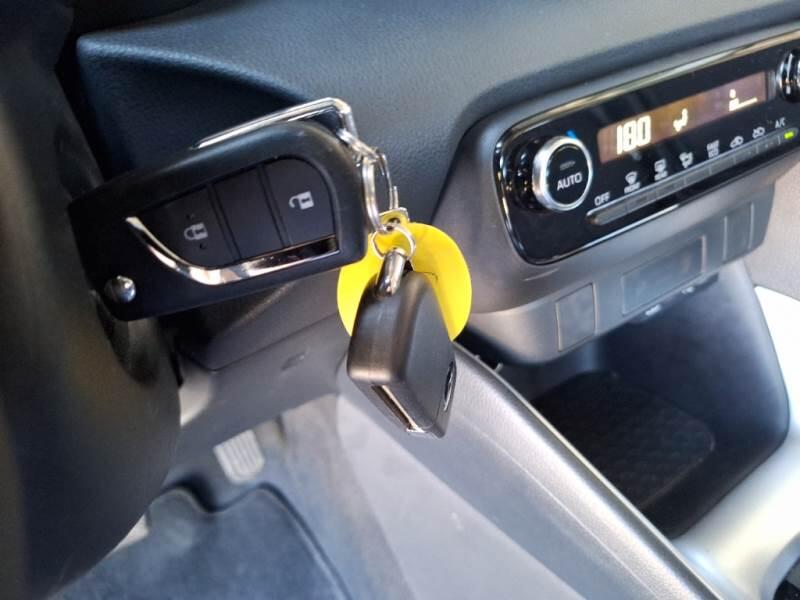 Mazda 2 Hybrid Berlina 1.5 VVT CENTRE-LINE - foto 30