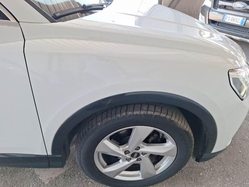 Audi Q3 35 TDI S TRONIC BUSINESS ADVANCED - foto 31
